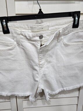Joe's White Denim short size 30 waist but fits bigger.